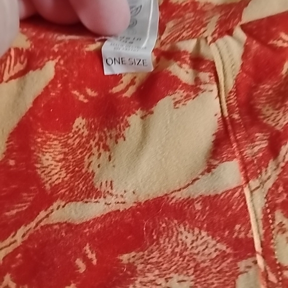 LuLaRoe Chihuahua Print Leggings - Picture 3 of 8